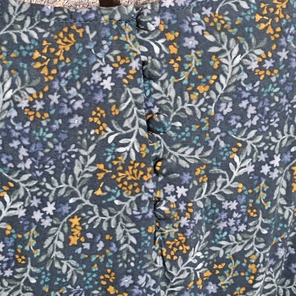 Reitmans Long Sleeve Floral Blouse XL - Picture 4 of 7